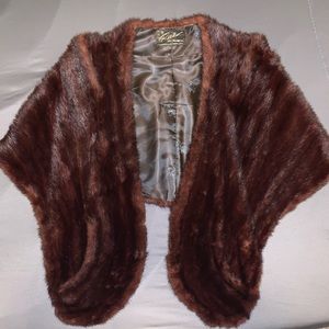 Reed Fur Antique Vintage Stole Shawl Wrap Pockets